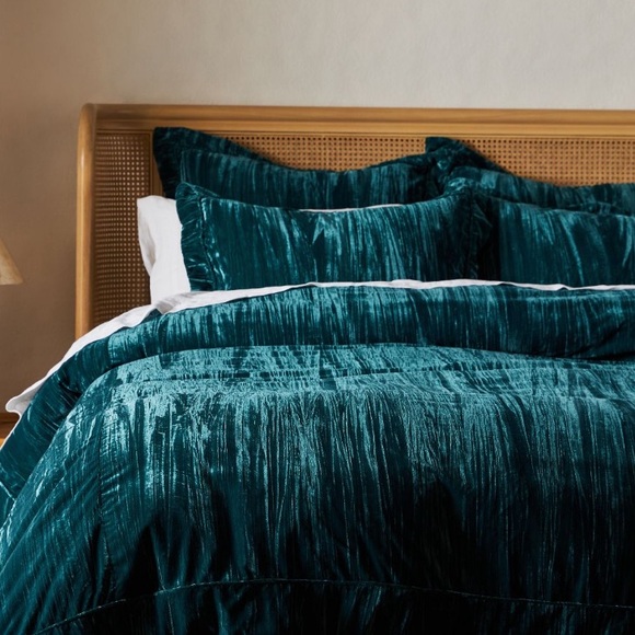 Crushed Velvet Set of Shams - Picture 2 of 4